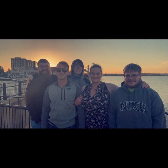 Meet your Posher, Mysti - Picture 4 of 5